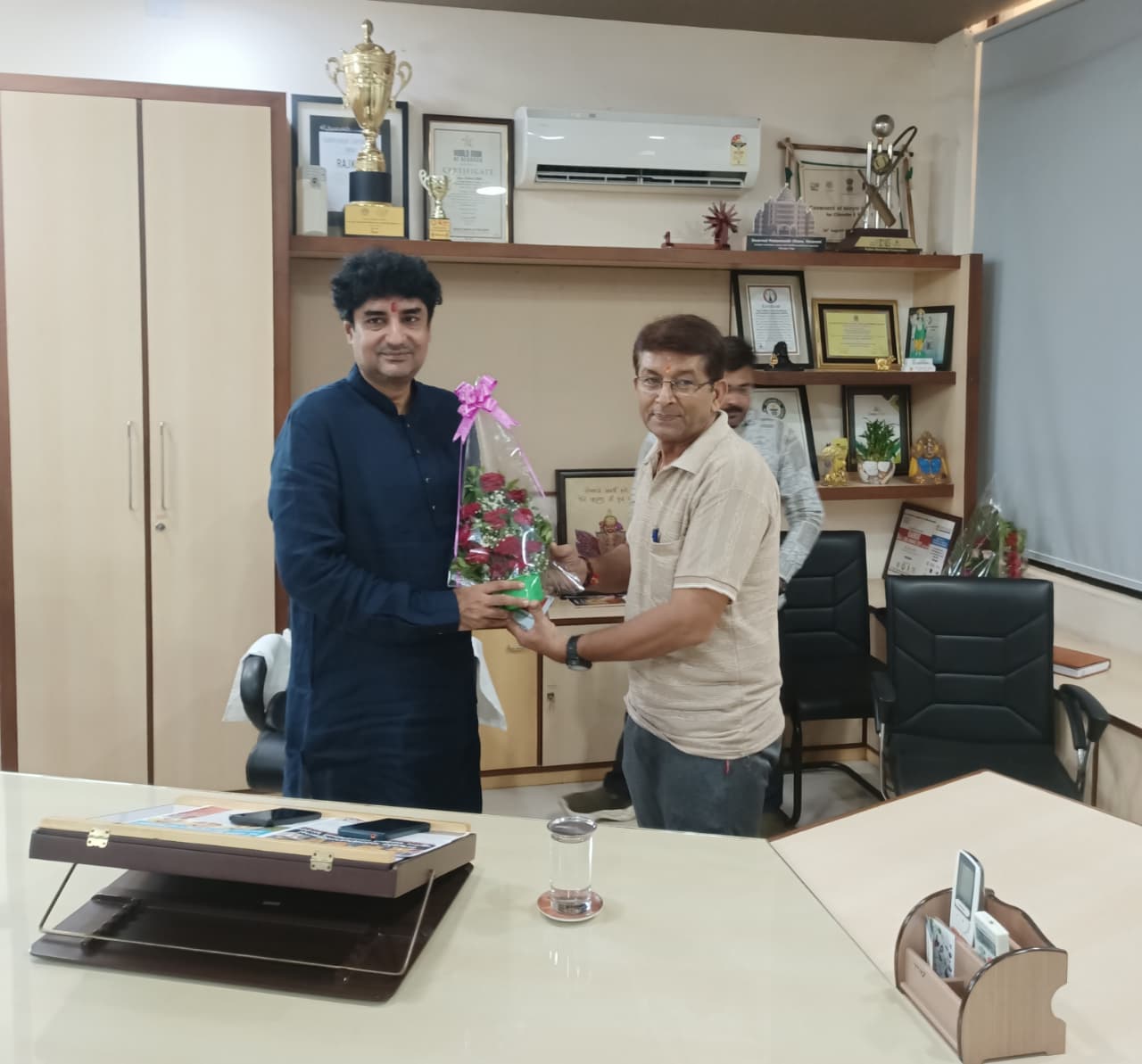 હ્યુમન રાઇટ્સ ફેડરેશનના પ્રતિનિધિ મંડળ દ્વારા રાજકોટના નવનિયુક્ત મેયરશ્રી નેહલ શુક્લની શુભેચ્છા મુલાકાત